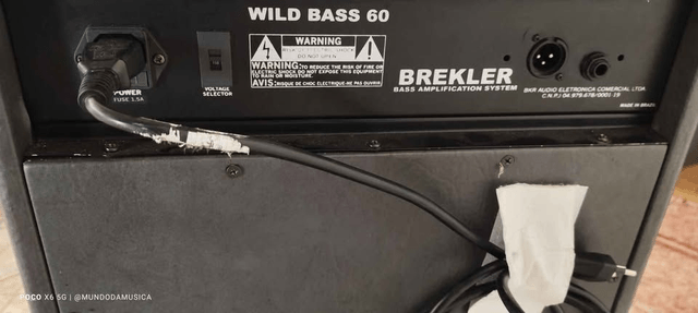 Caixa  Brekler amplificada para Guitarra/baixo 60w